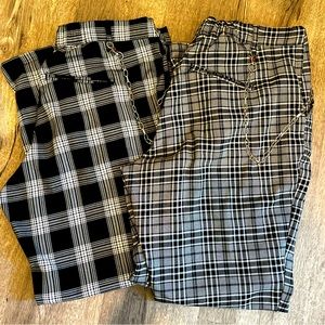 SOLD Bundle of 2 Plaid Hot Topic Pants